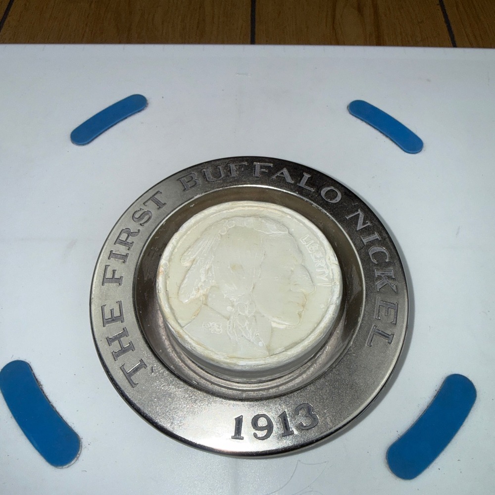 Avon Vintage 1913 First Buffalo Nickel Soap‎ Dish and Sculpted Soap Set Silver